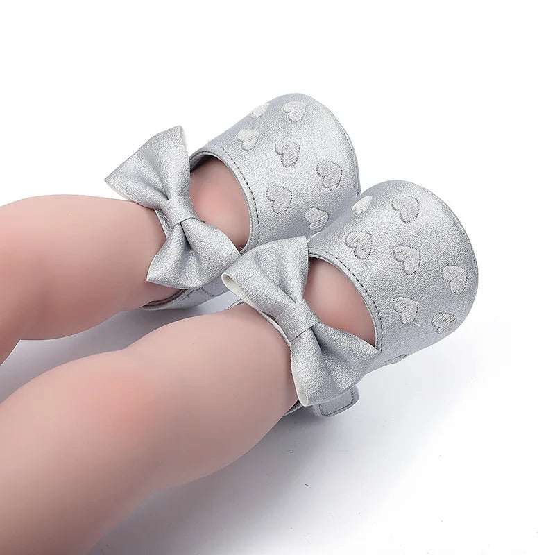 Image of Hearted Leather Baby Shoes in silver from Baby Booties Boutique